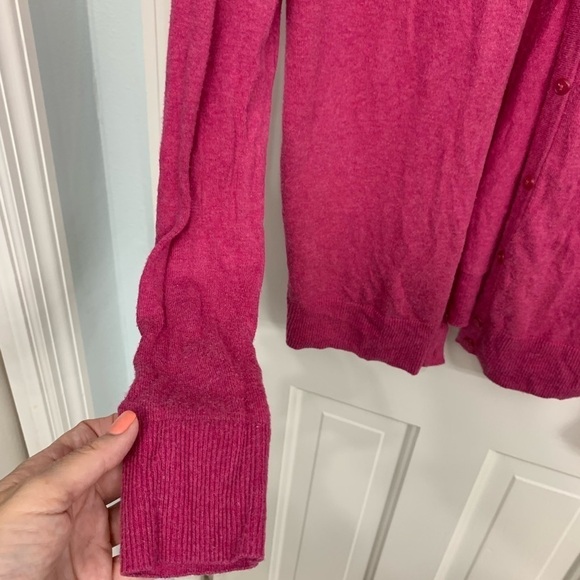 A New Day Raspberry Cardigan Sz Med Academia Barbiecore New Preppy Classic - Picture 3 of 5